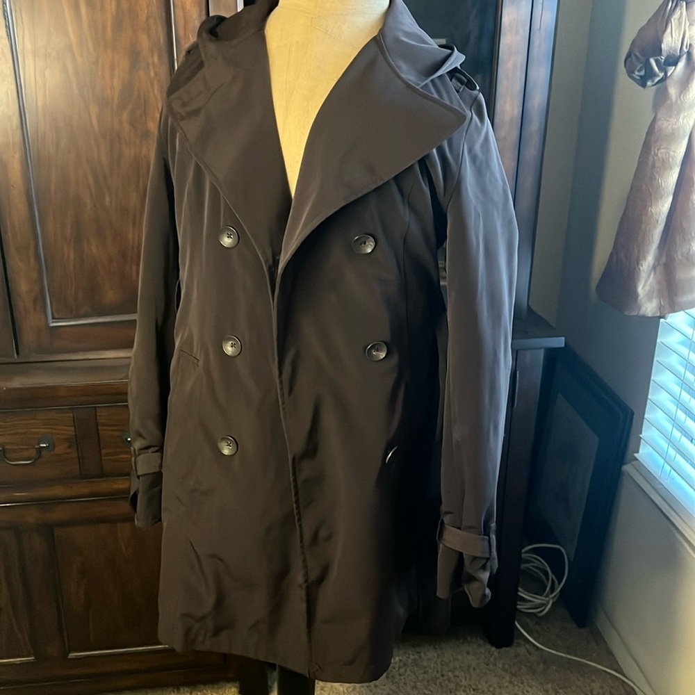 Croft and barrow mid length trench style coat size medium